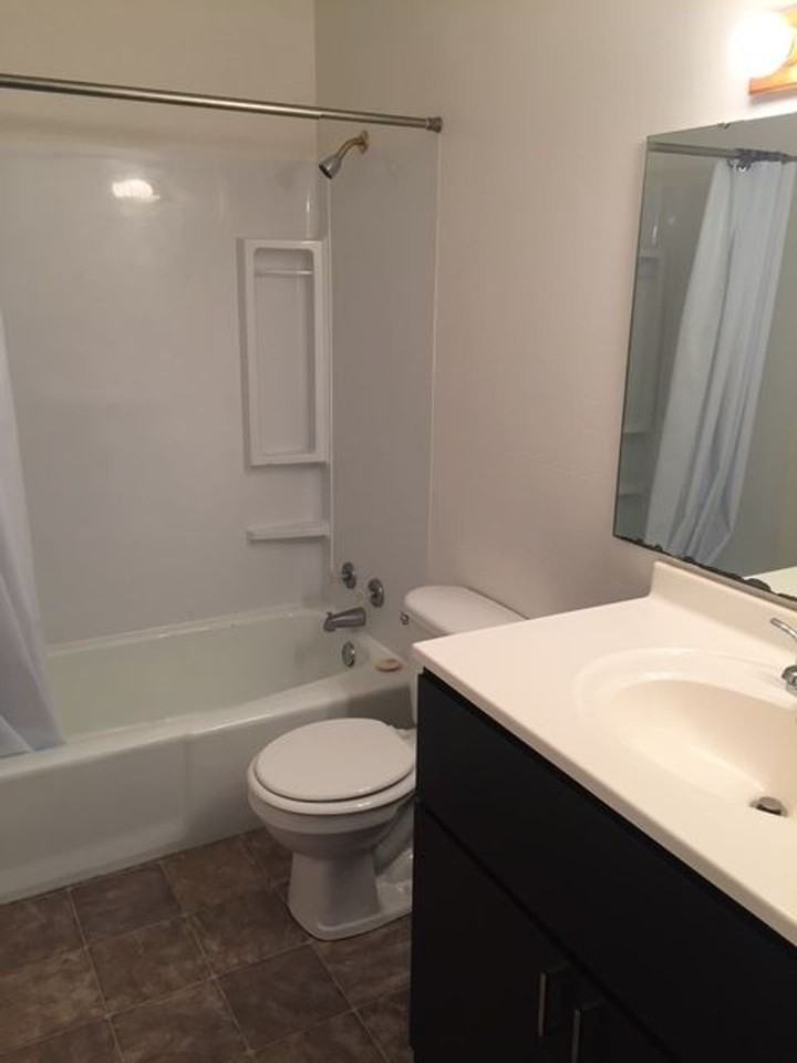 314-320 Fairview Ave - Photo 2 of 10