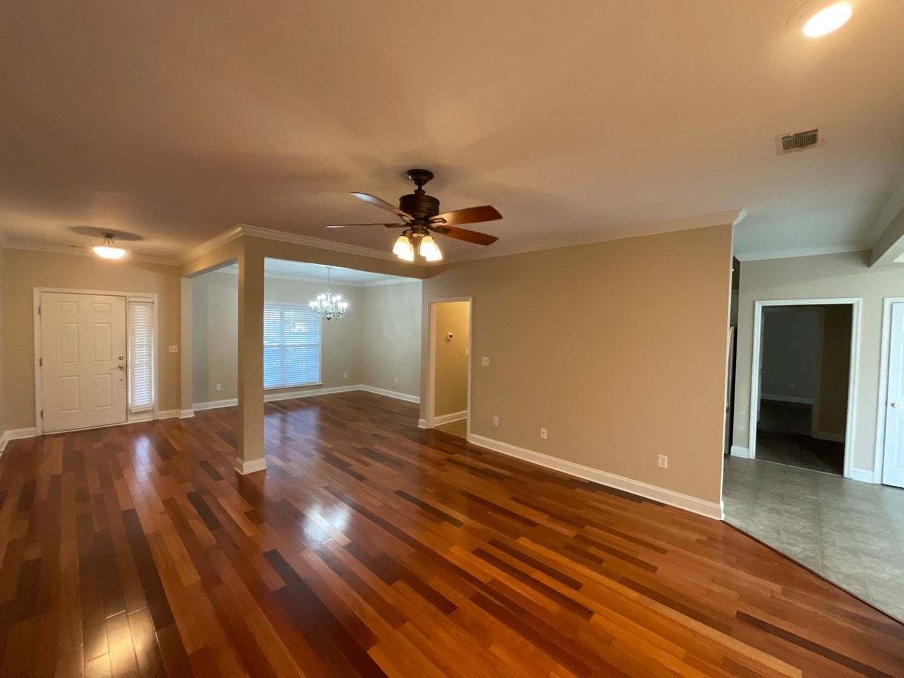 852 Hamilton Ct - Photo 5 of 24