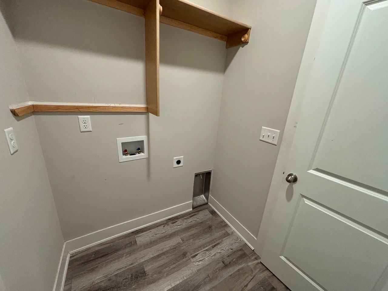 2610 W 55th St N - Photo 4 of 19