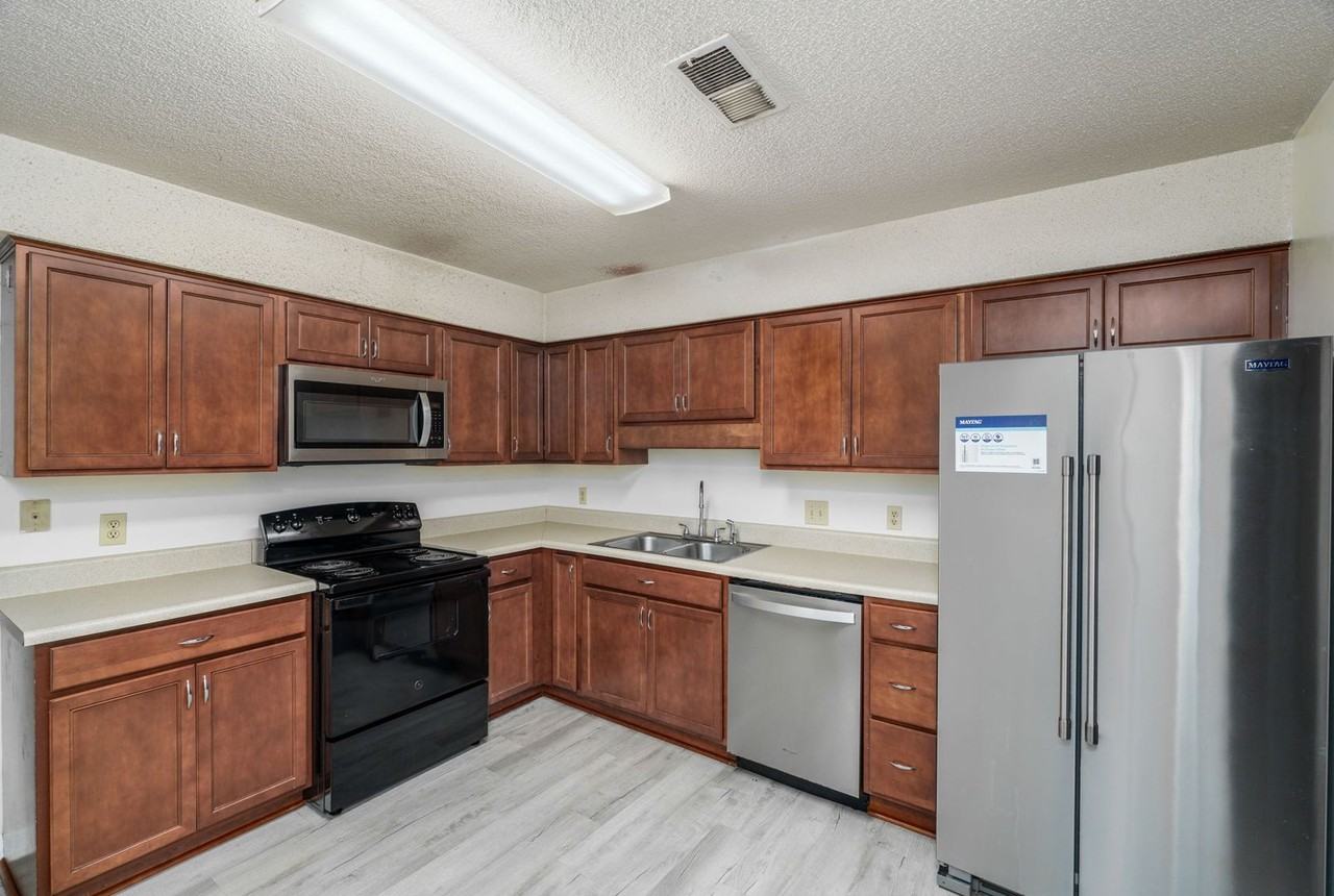 118 Roberta Dr - Photo 7 of 20