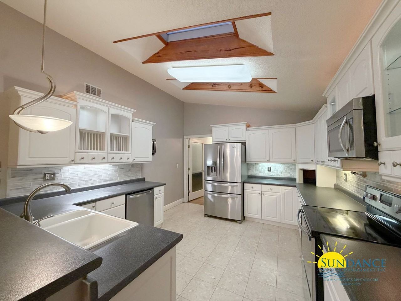 1524 Kruse Dr - Photo 6 of 26