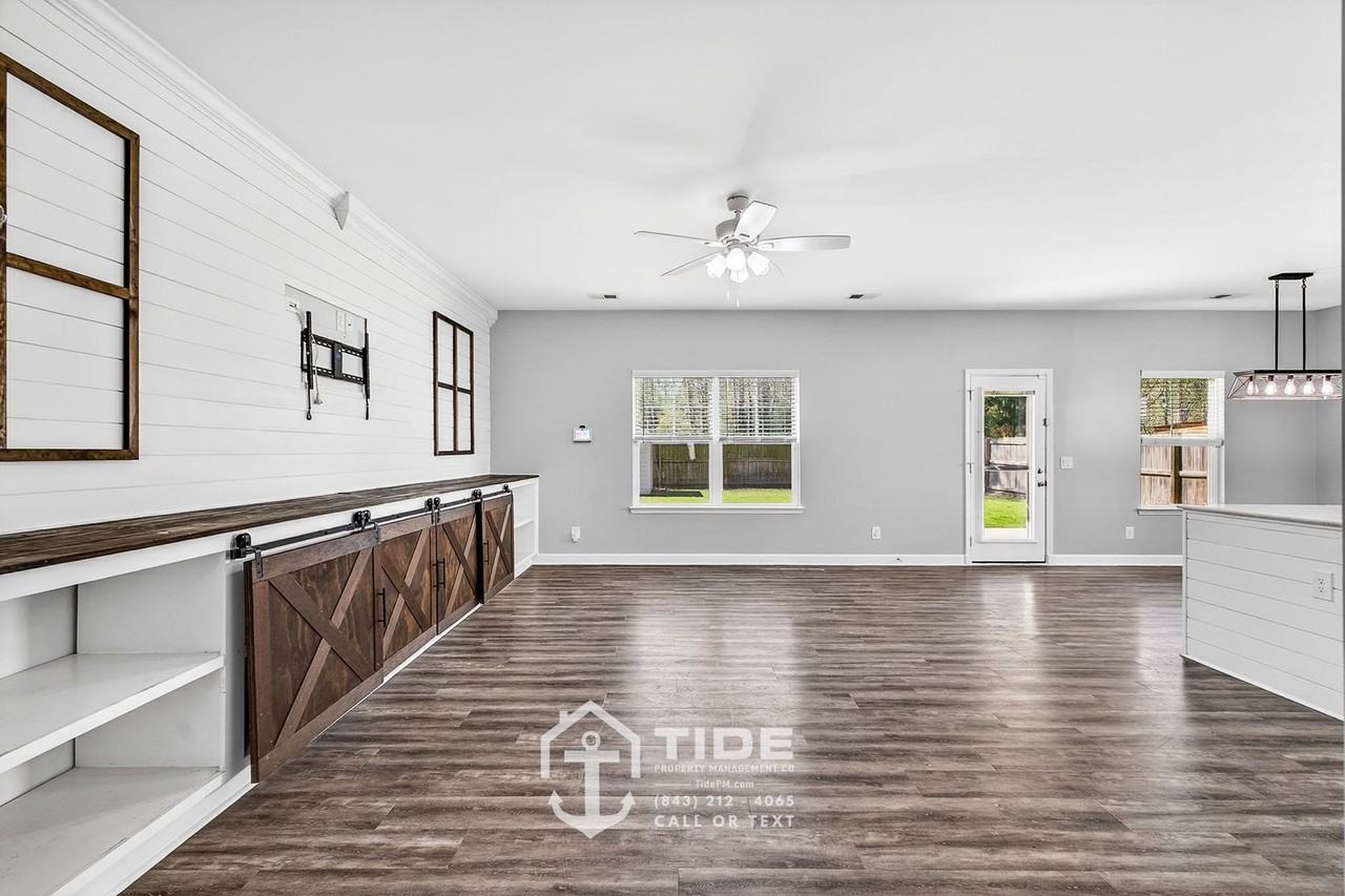 451 Brookgreen Dr - Photo 7 of 50