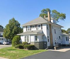 featured image of 2729 Dewey Ave