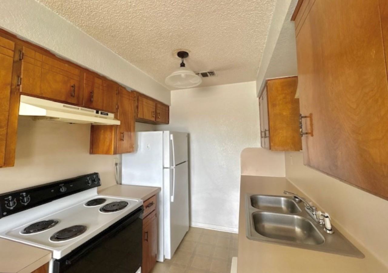 811 N 5th St - Photo 5 of 10