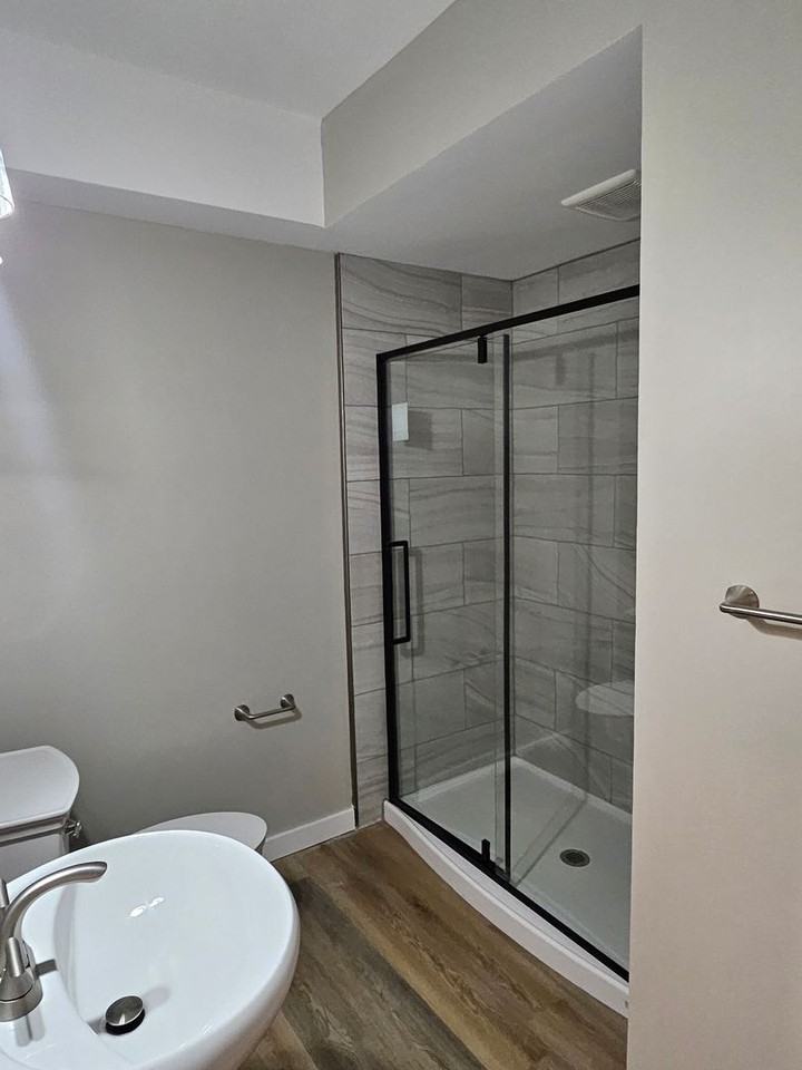 41 W Division St #101 - Photo 7 of 10