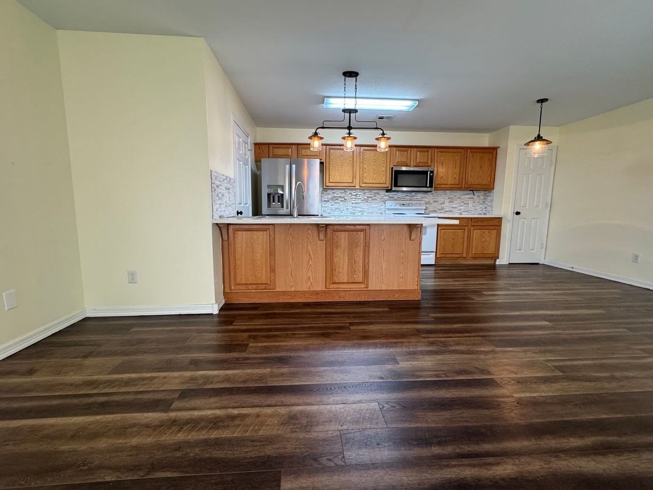 910 Nw A St - Photo 6 of 27