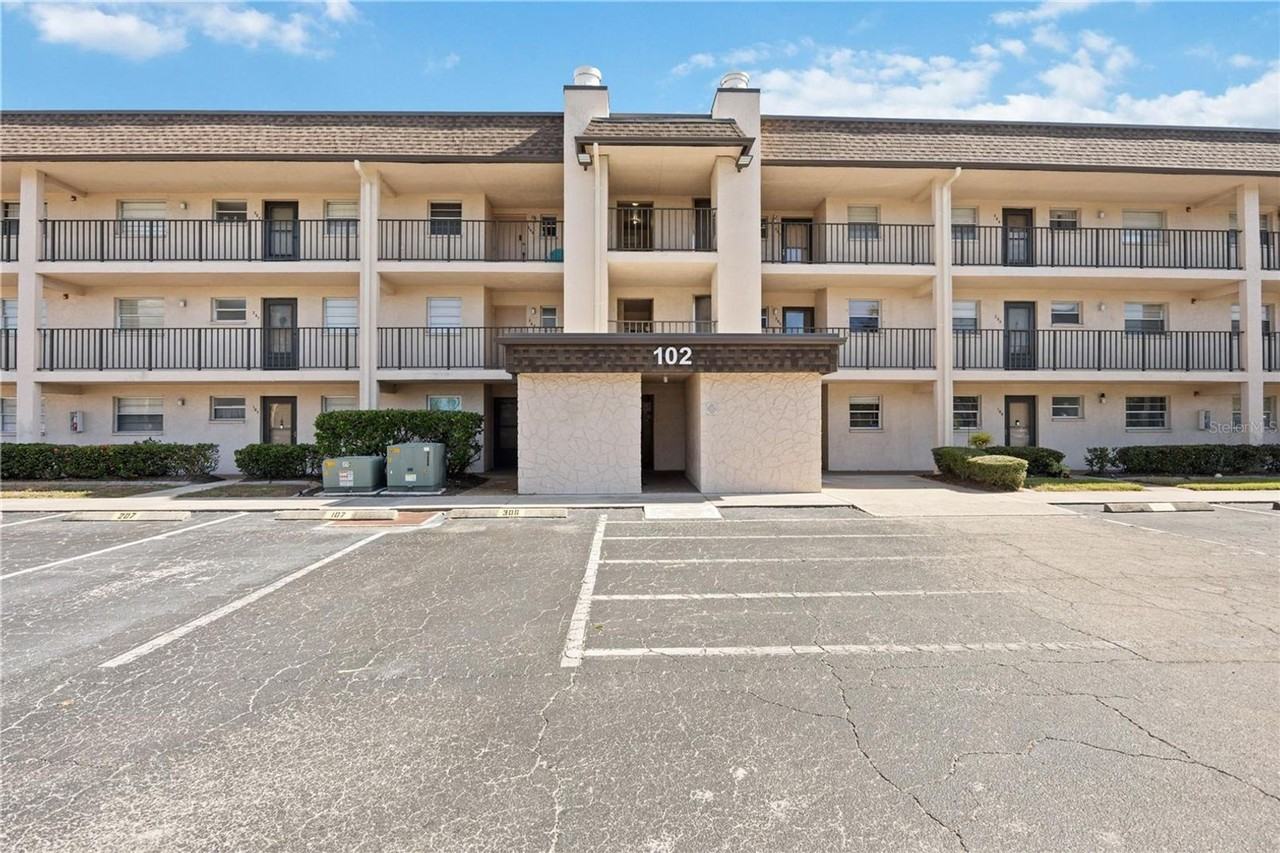 102 Capri Isles Blvd #106