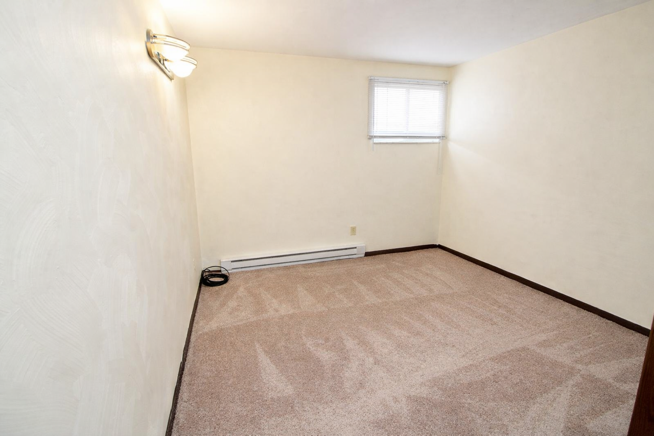 238 Oak Manor Pl #238 - Photo 5 of 8