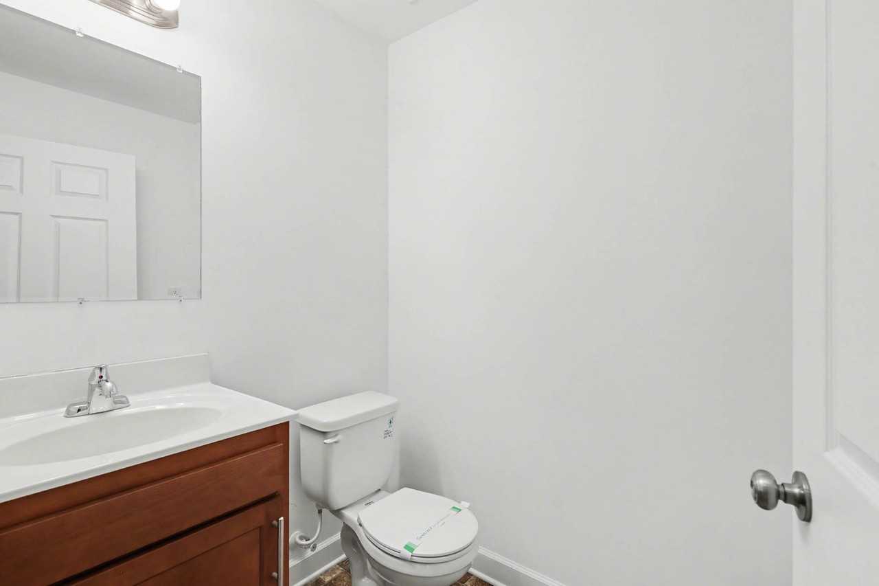 8533 Pocahontas Trl - Photo 5 of 13