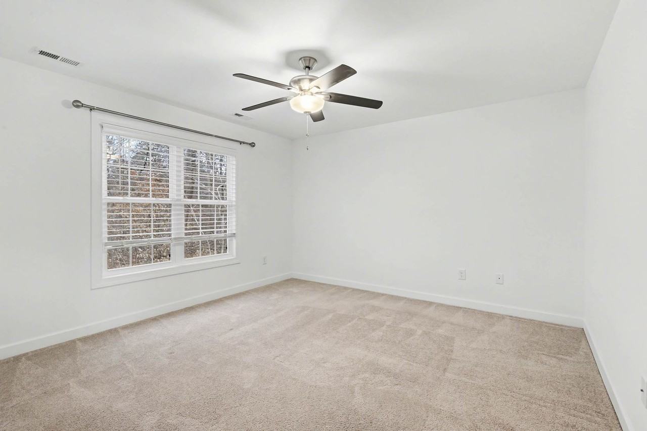 8533 Pocahontas Trl - Photo 7 of 13