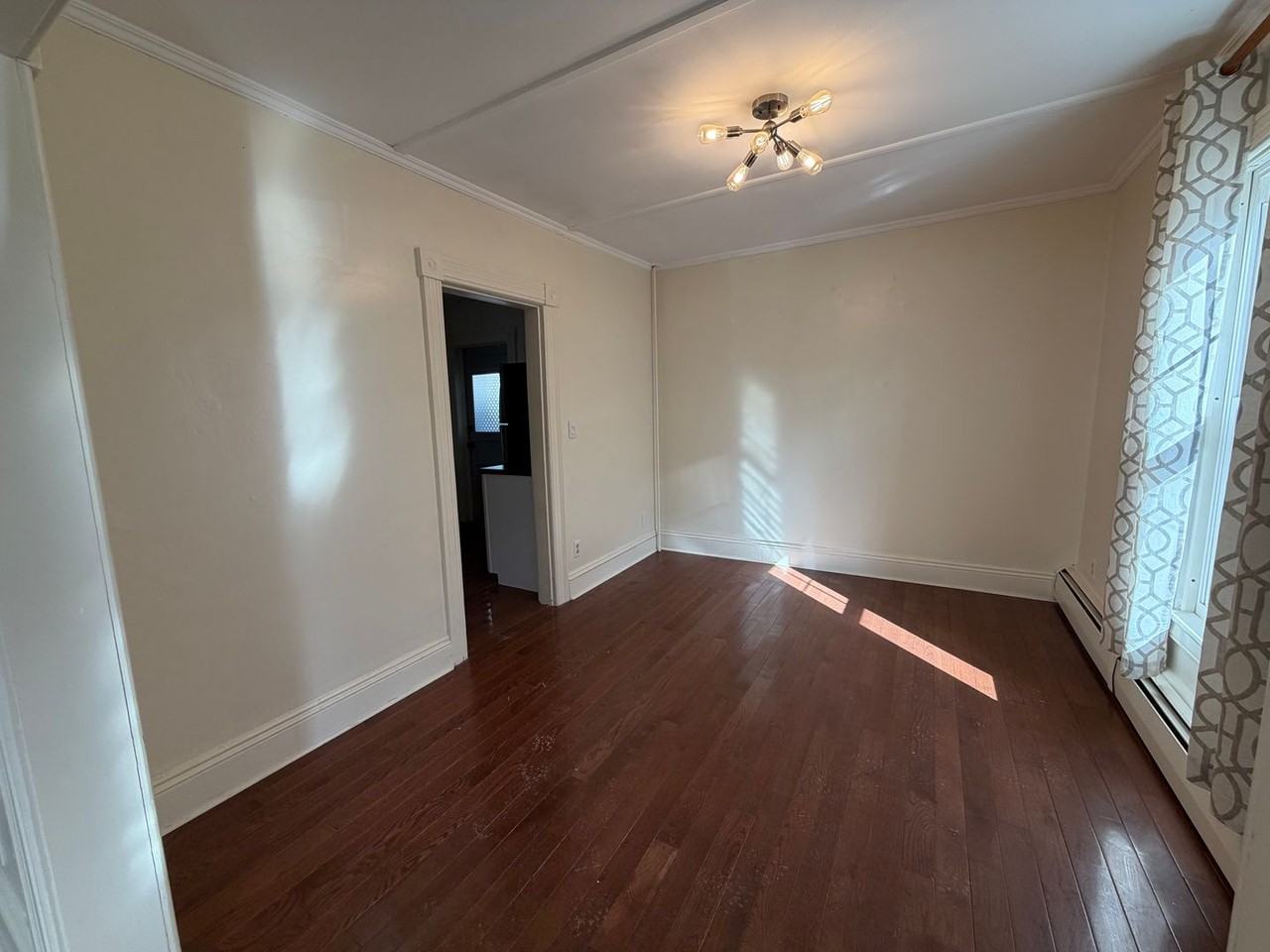 14 Tyler St - Photo 3 of 13