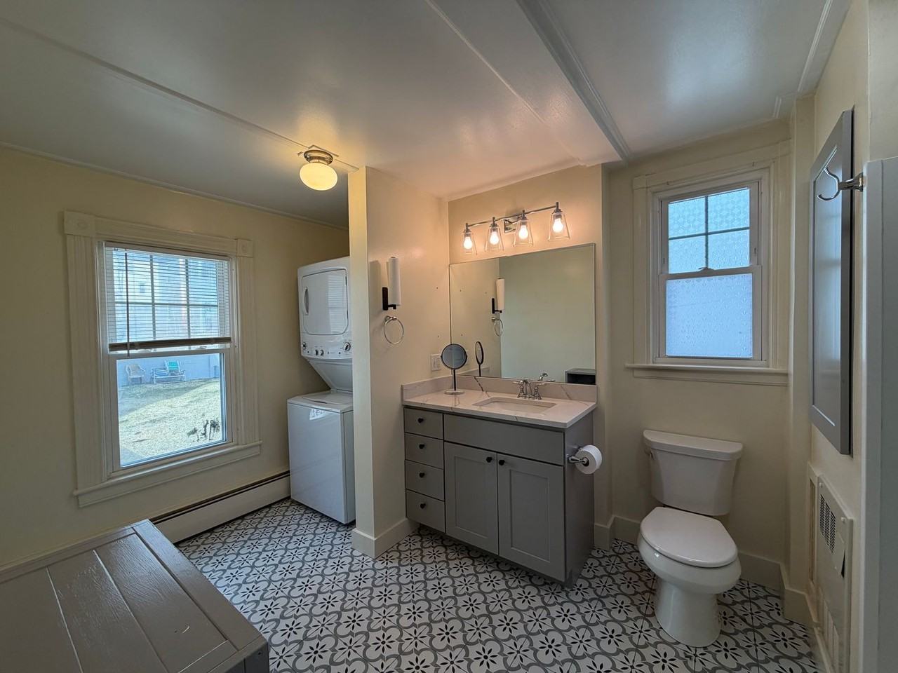 14 Tyler St - Photo 5 of 13