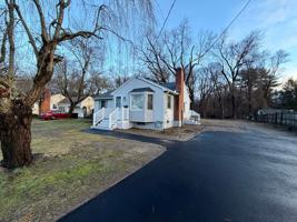 featured image of 22 Simpson Cir