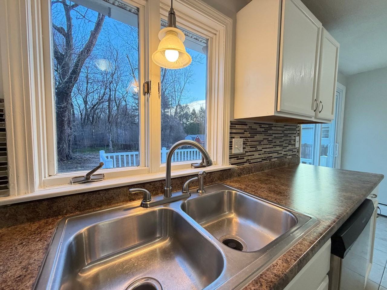 22 Simpson Cir - Photo 5 of 26