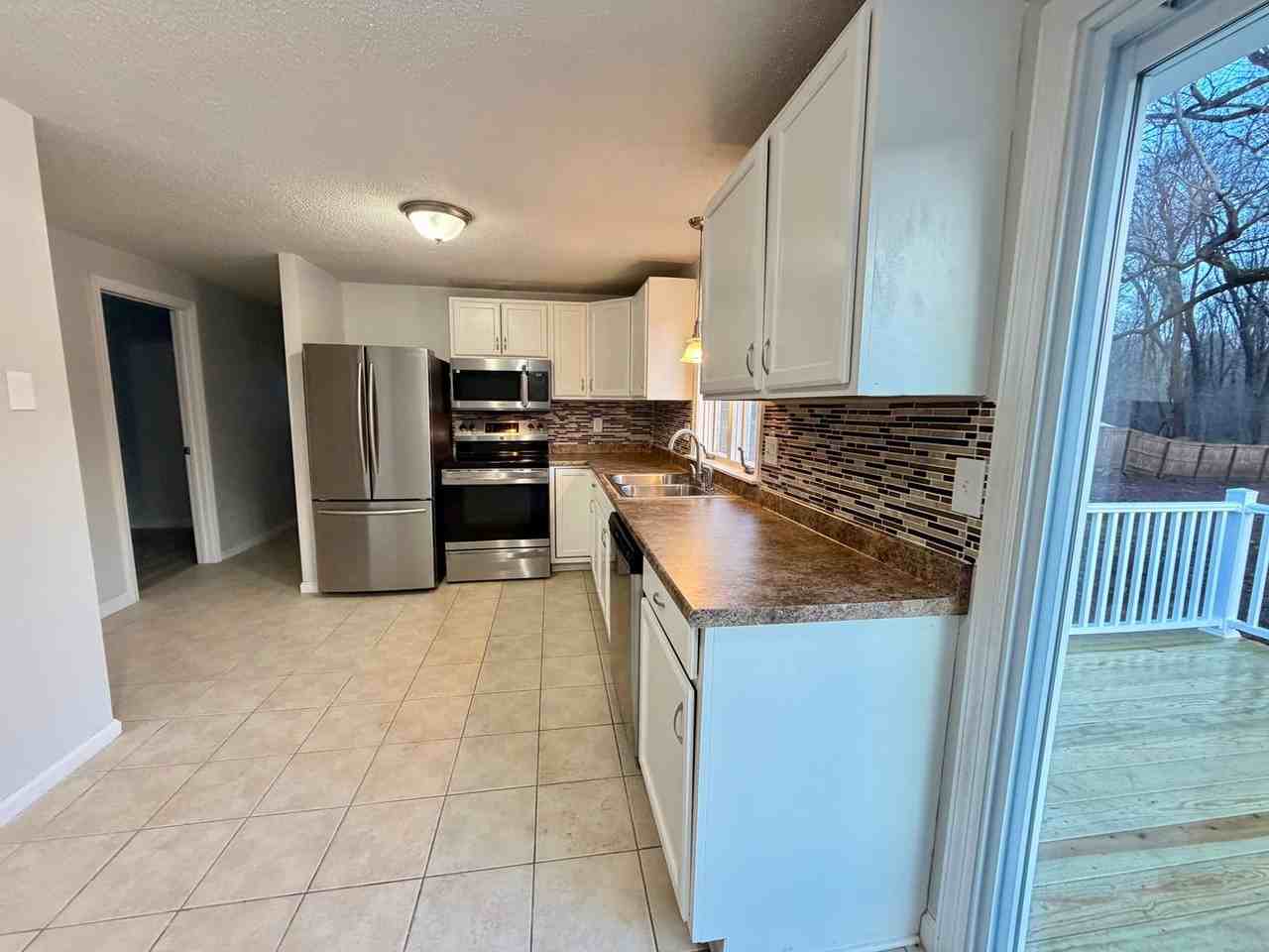 22 Simpson Cir - Photo 6 of 26