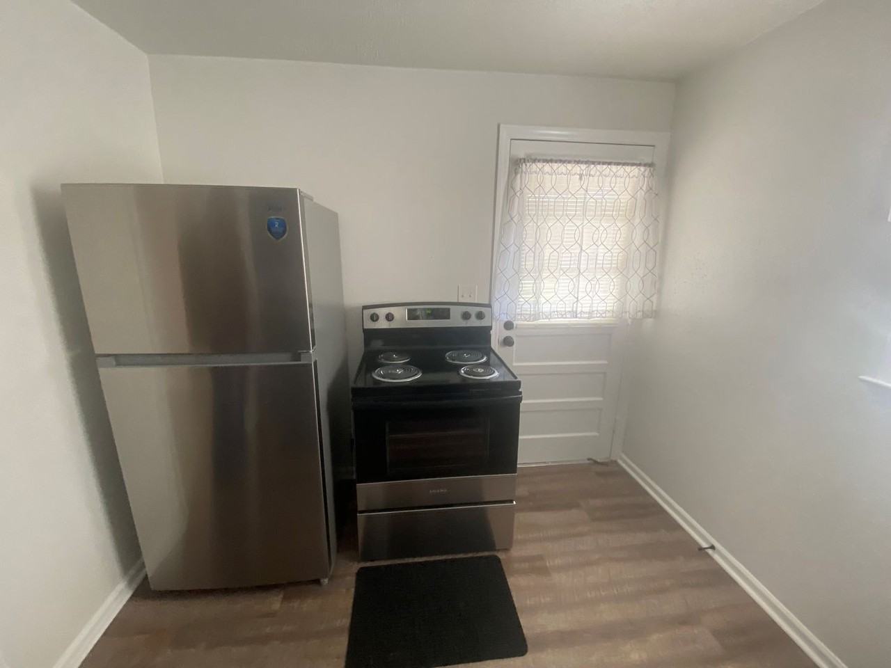 31 Branch St #32 - Photo 6 of 14