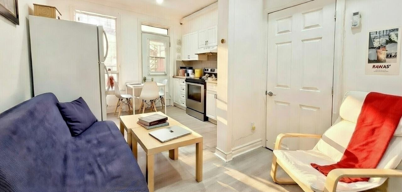 Avenue du Mont-Royal E & Av. Henri-Julien - Photo 6 of 15