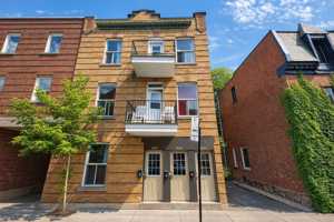 featured image of Avenue du Mont-Royal E & Av. Henri-Julien