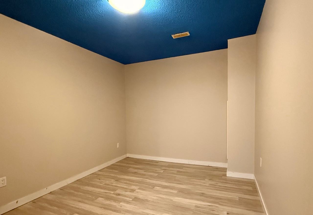 803 Baker Drive - Photo 5 of 8