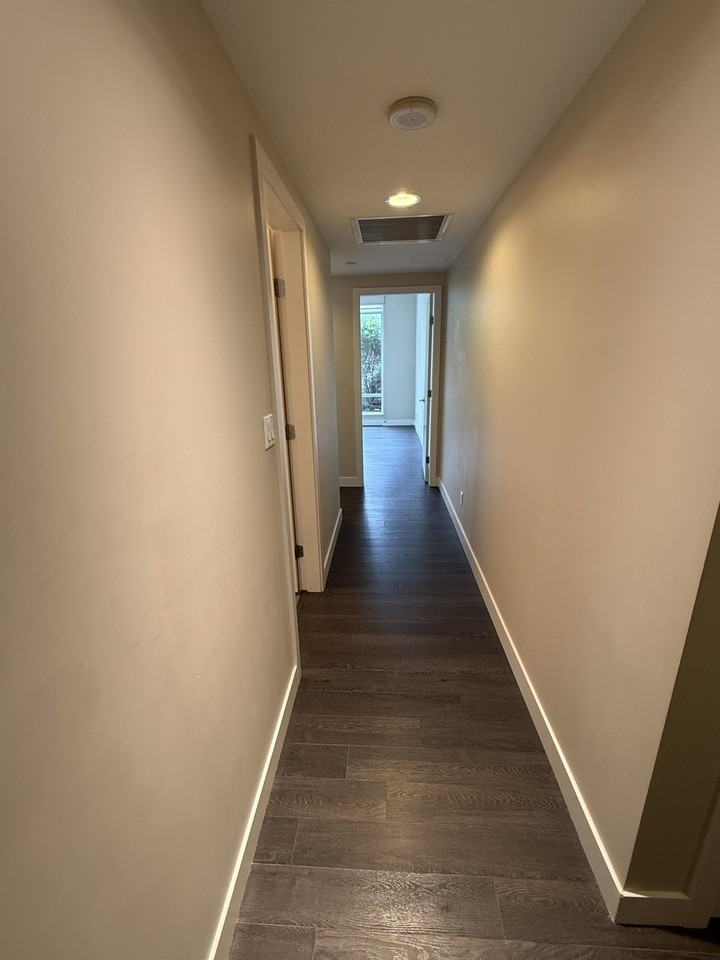 4410–4498 Lougheed Hwy - Photo 7 of 20