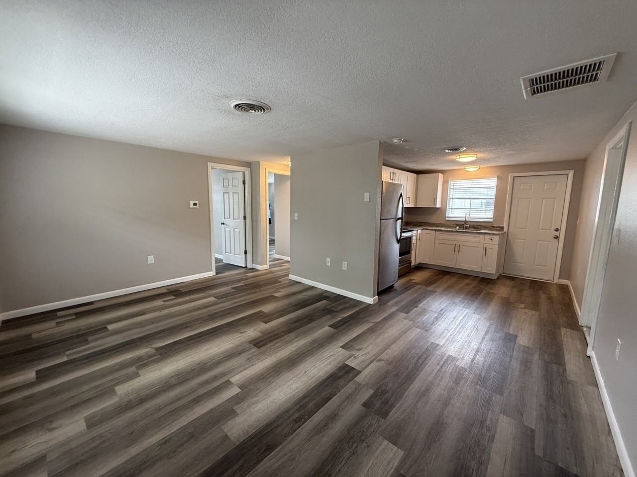 260 Nippino Trl E #6 - Photo 2 of 17