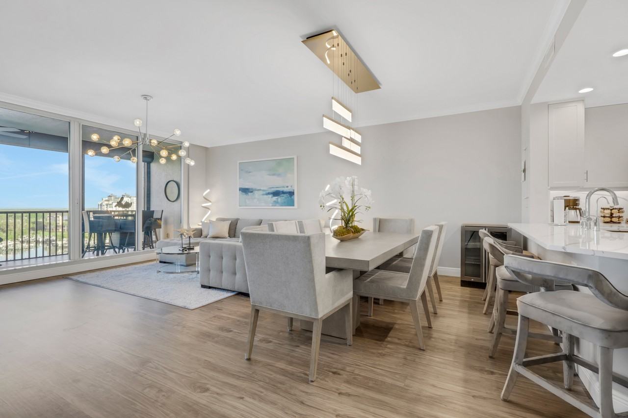 420 Cove Tower Dr #1 - Photo 5 of 50