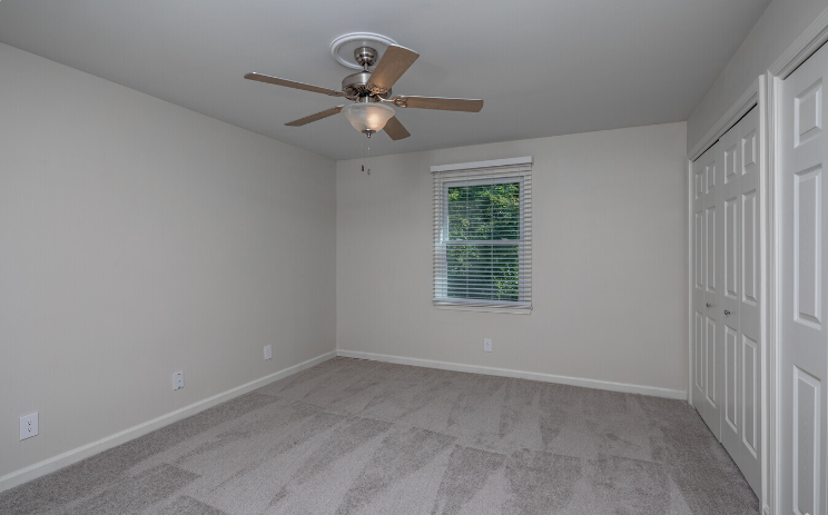 813 Watts Cir #813 - Photo 4 of 9