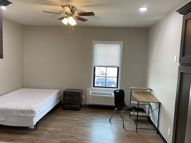 122 W 8th St Apt 7 #122-7 - Photo 2 of 11
