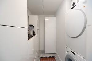 38 Smithe Street #1851 - Photo 7 of 14