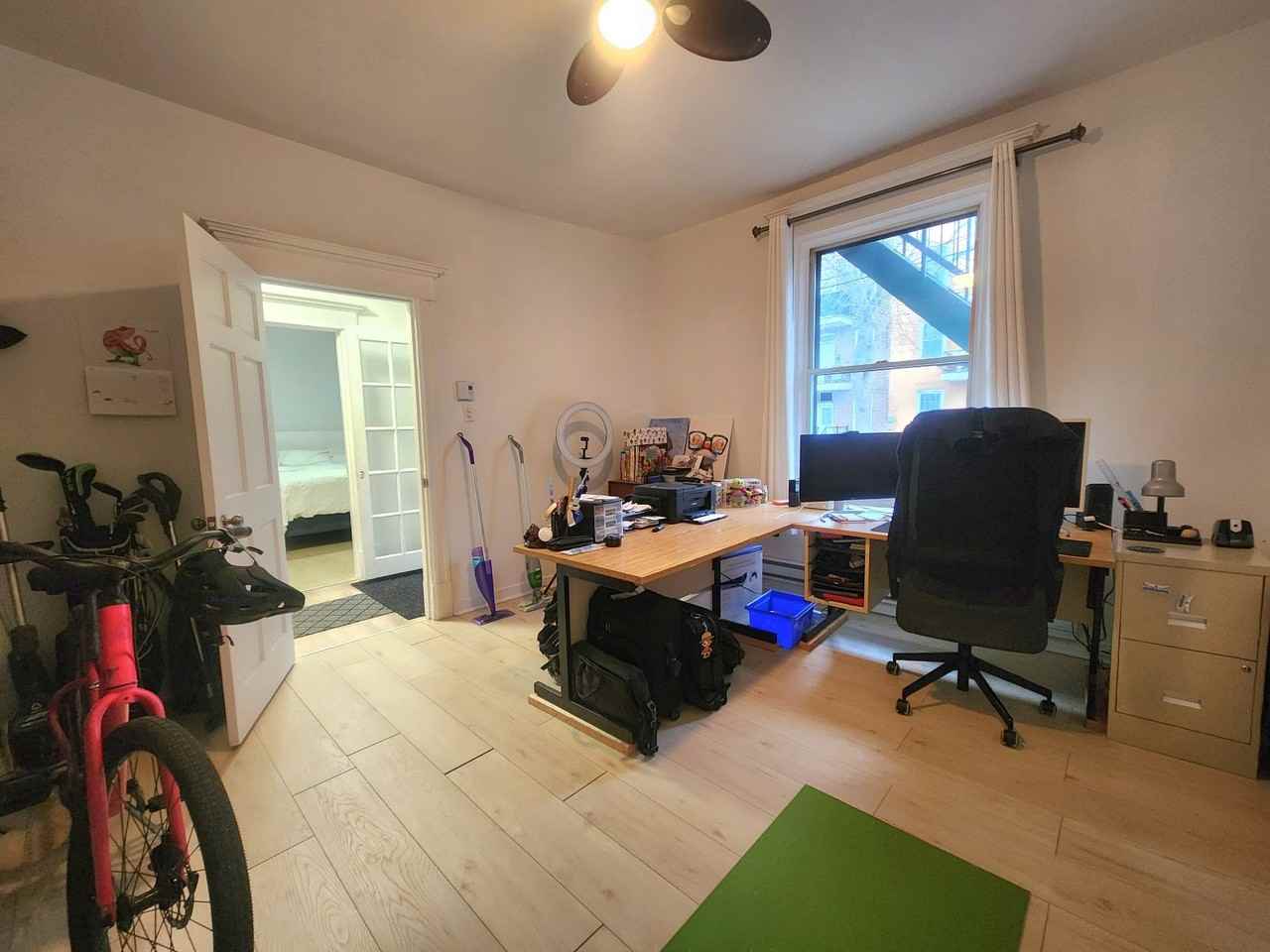 3845 Rue Claude - Photo 3 of 20