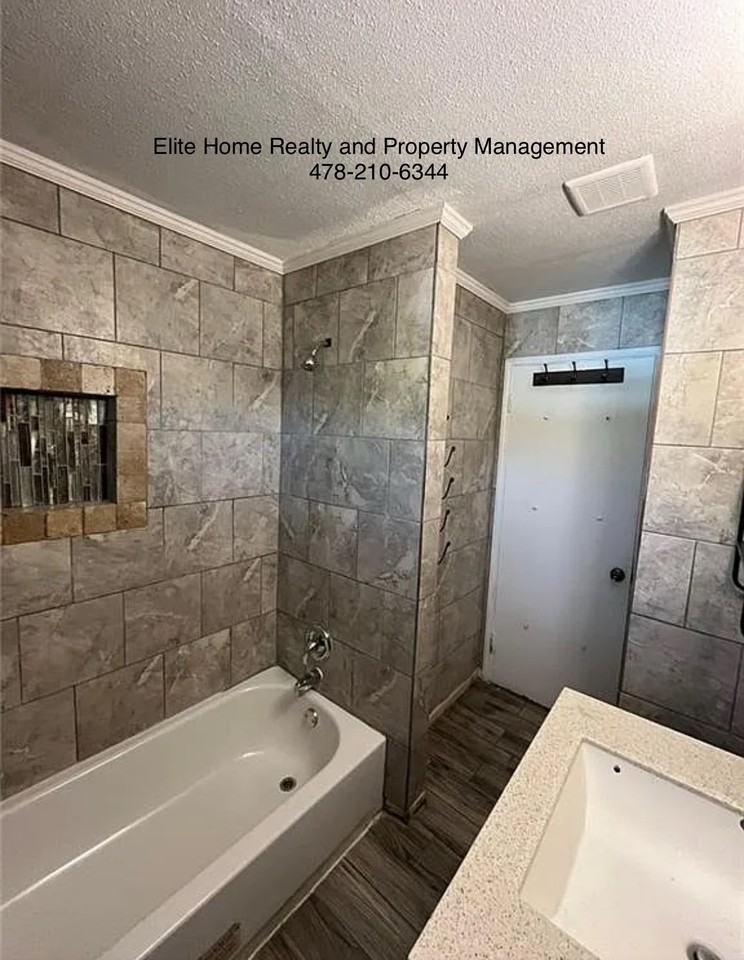 4220 Elkan Ave #1 - Photo 7 of 50