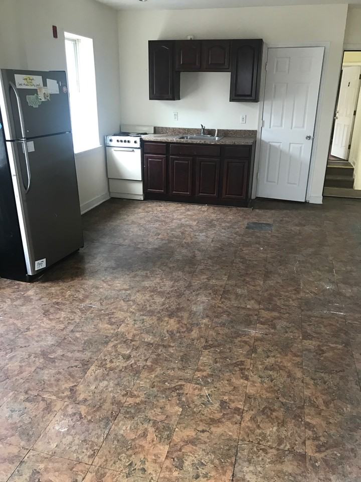 3427 N 2nd St 2nd rear2 Rear St #2REAR - Photo 5 of 7