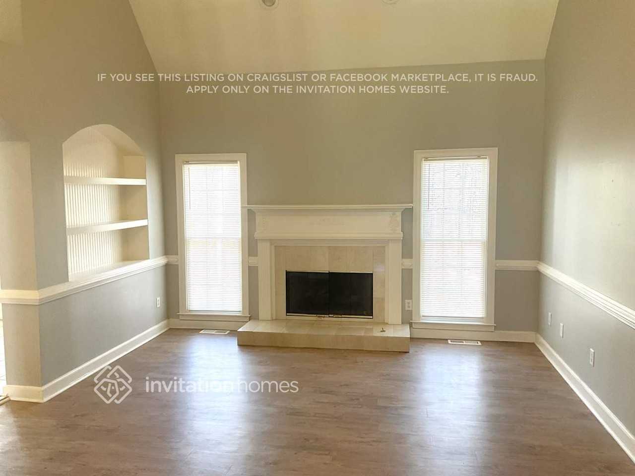 1905 Oak Wind Ln - Photo 2 of 14