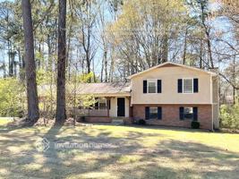 featured image of 125 Trace Dr