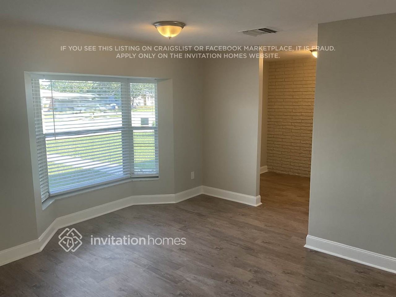 1088 E Page Dr - Photo 3 of 17