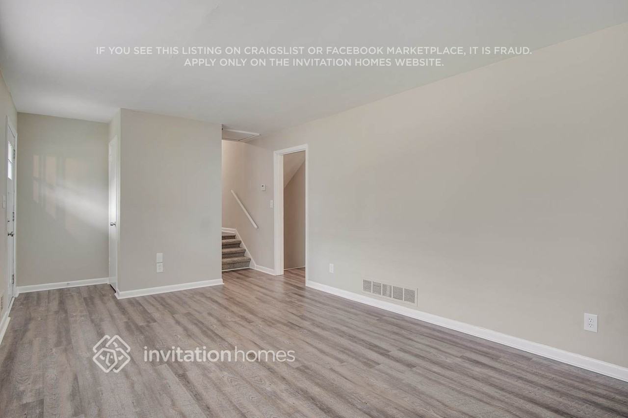 2164 Galway Ln - Photo 4 of 24