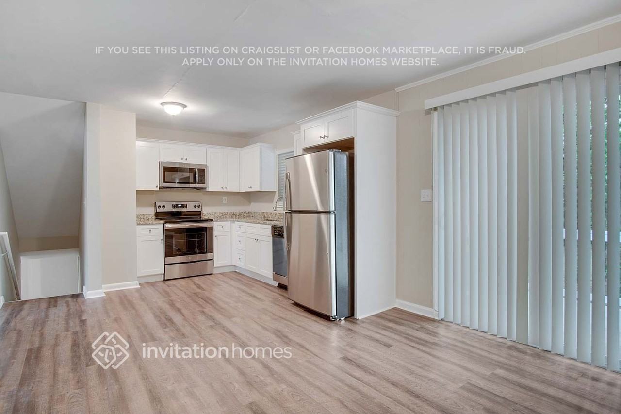 2164 Galway Ln - Photo 7 of 24