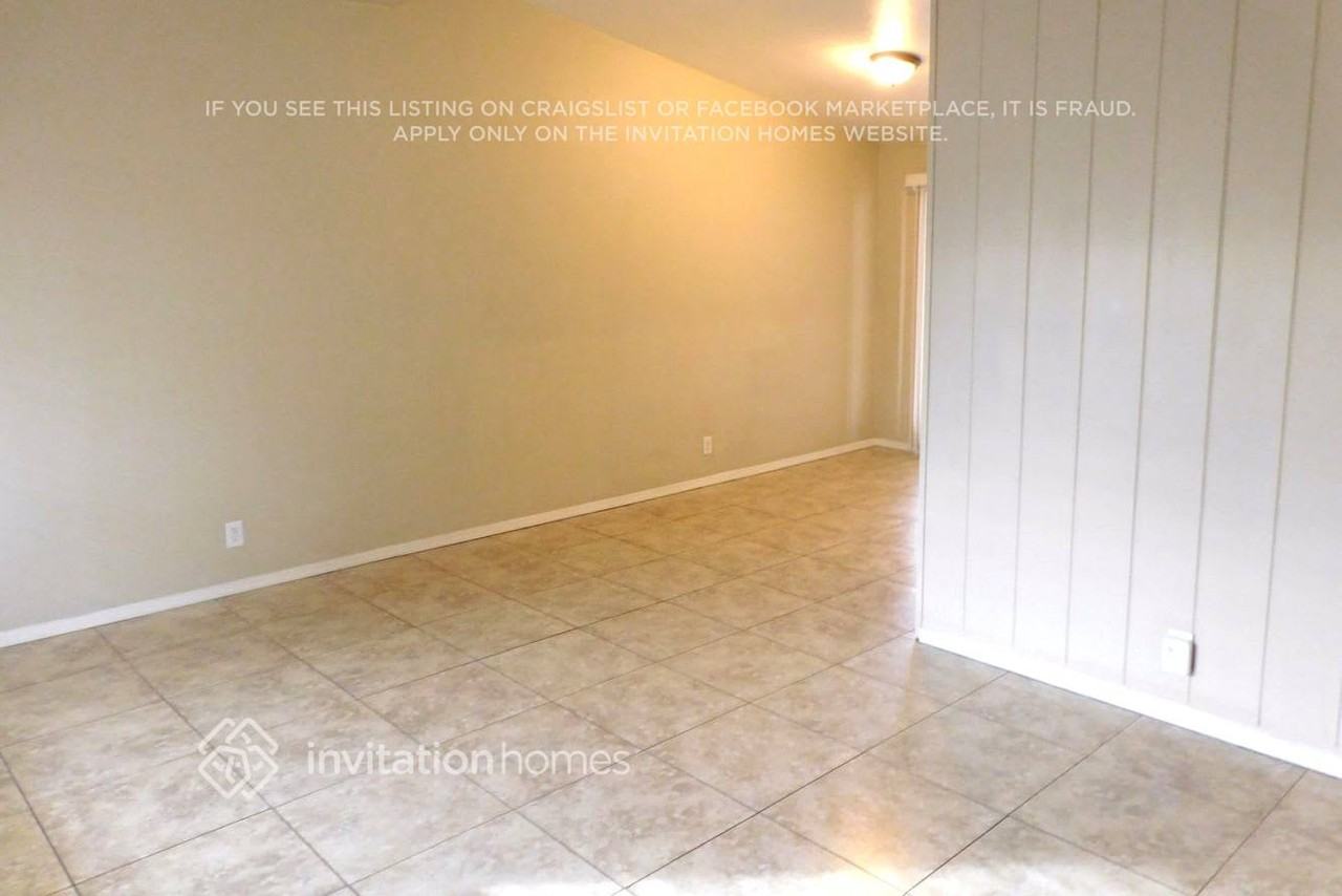 3220 E Monte Vista Rd - Photo 4 of 14