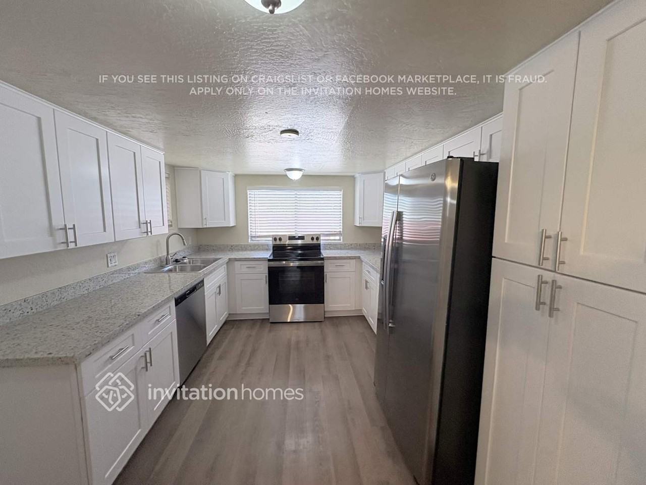 2627 N 70th Pl - Photo 5 of 16