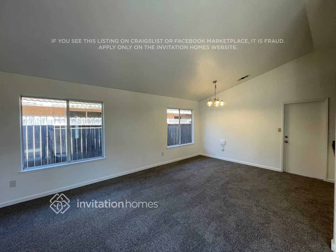 1144 La Mesa St - Photo 3 of 20