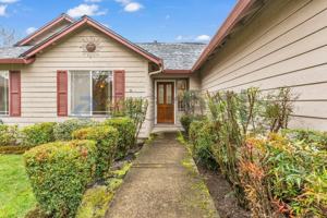 featured image of 9904 Ne 27th Ct