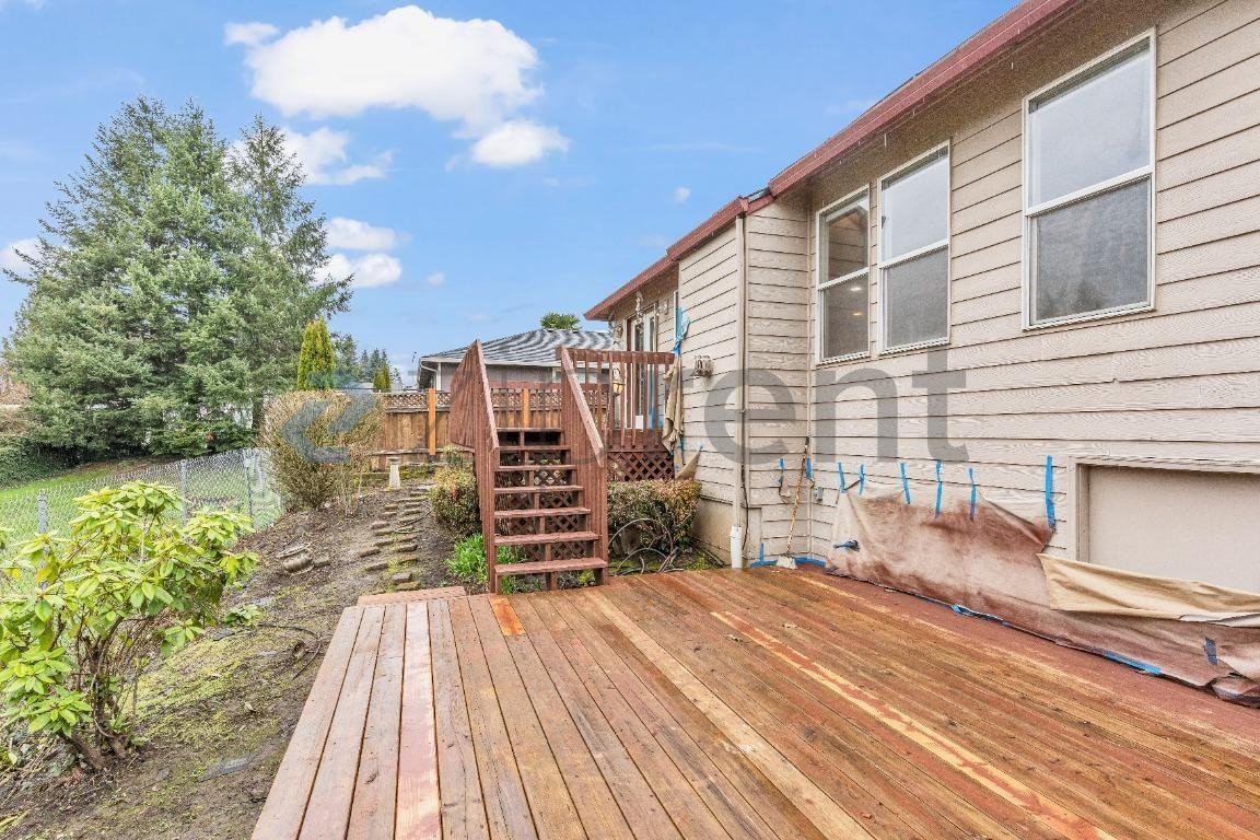 9904 Ne 27th Ct - Photo 5 of 22