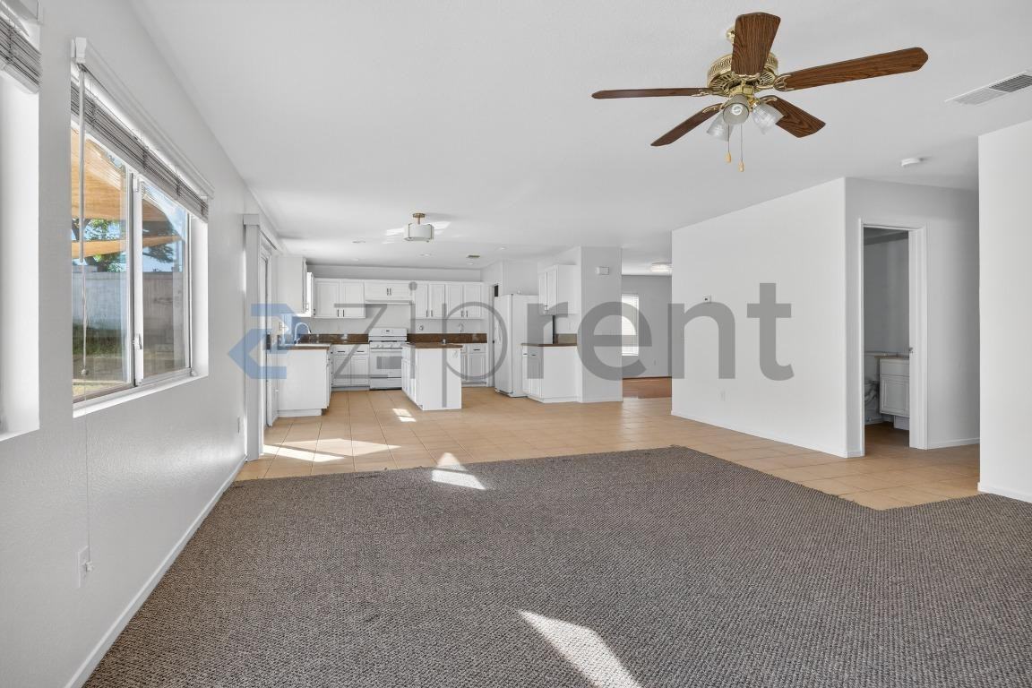 703 Diamond Dr - Photo 6 of 27