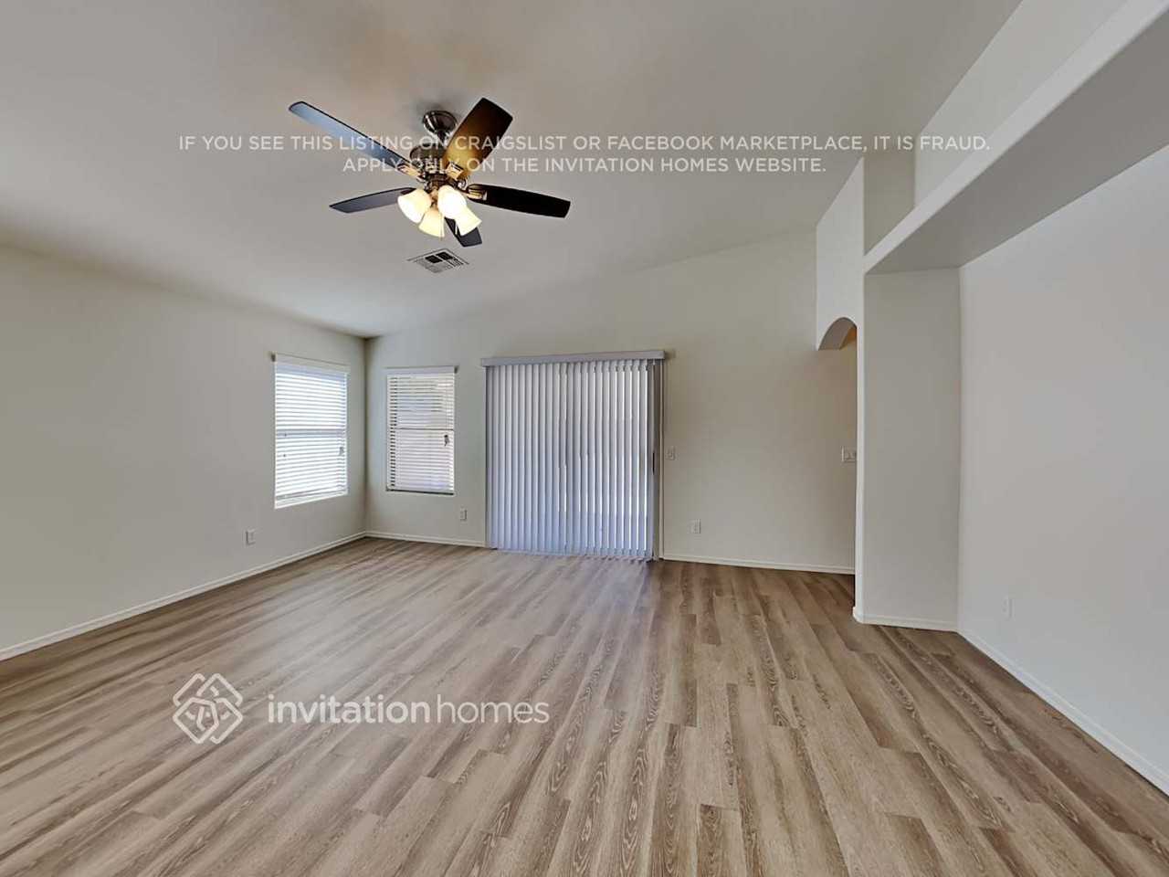 2616 S 111th Dr - Photo 3 of 17