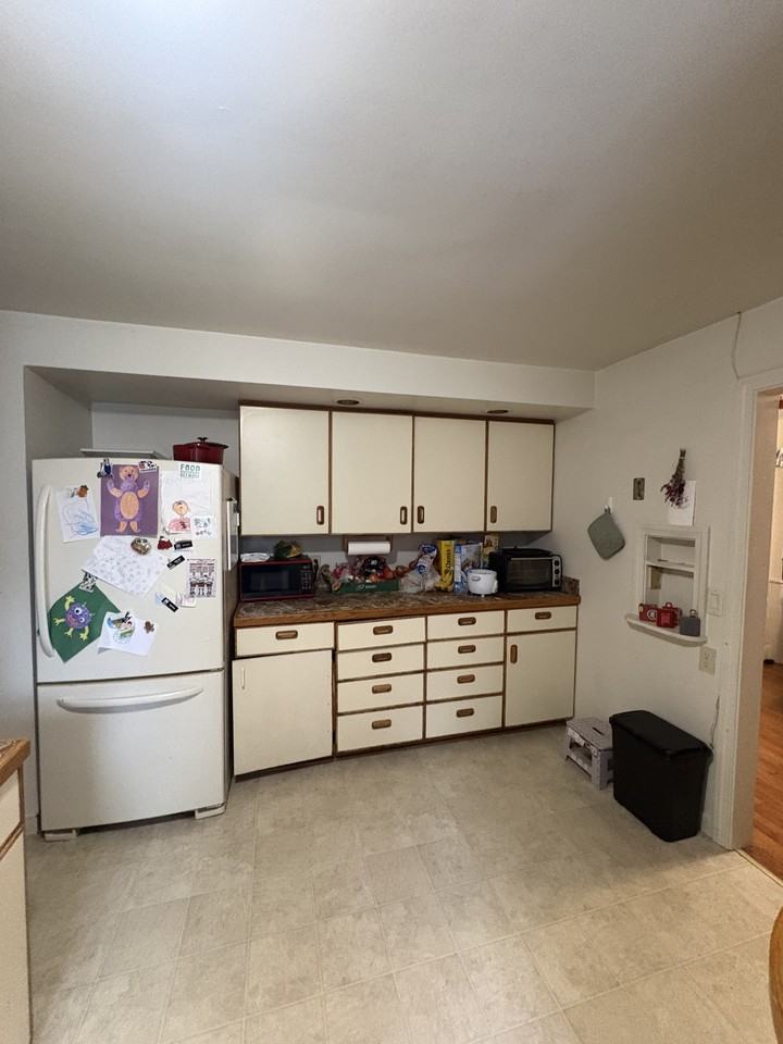 525 E Pleasant St #1 - Photo 5 of 12