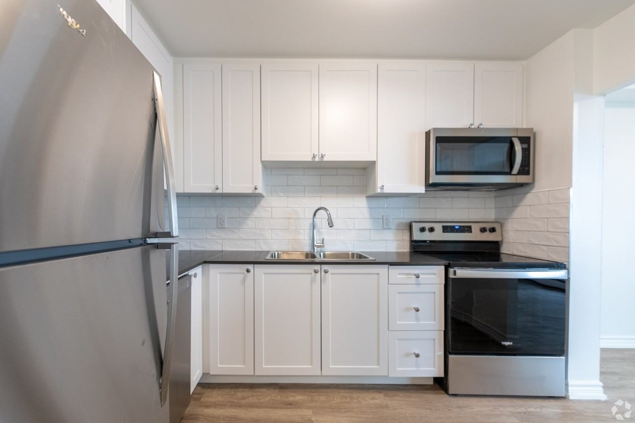 836 Talwood Drive - Photo 3 of 9