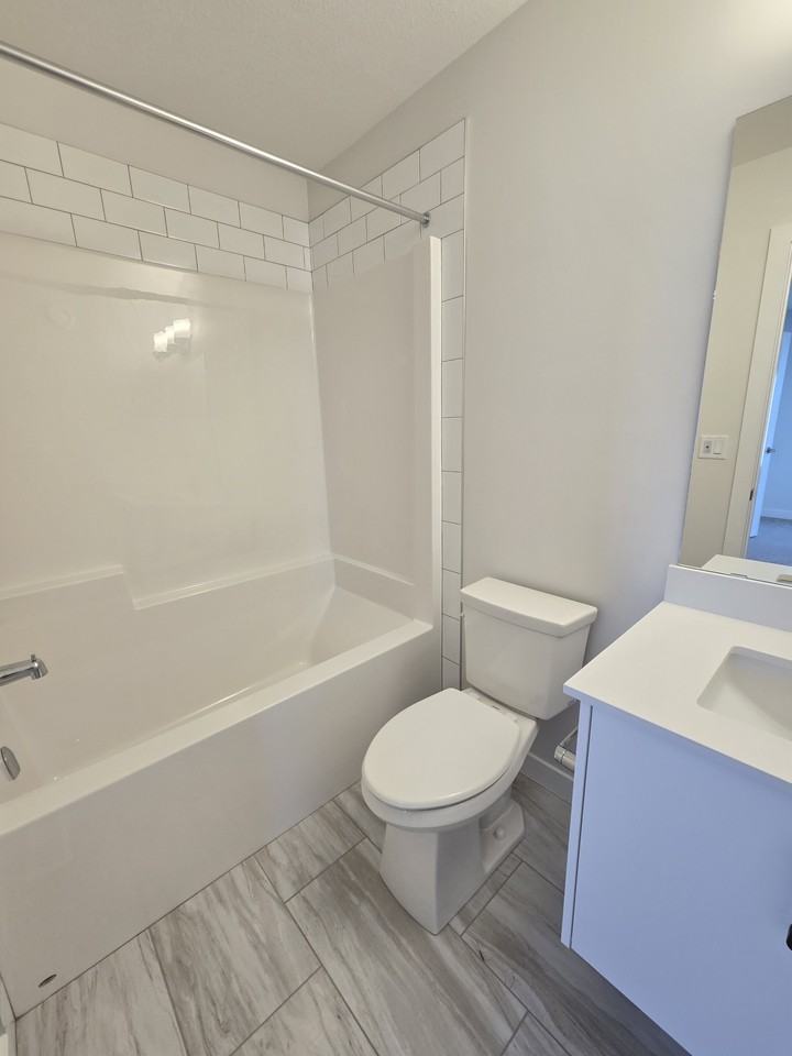 8117 Lois Argue Rd - - - Photo 7 of 17