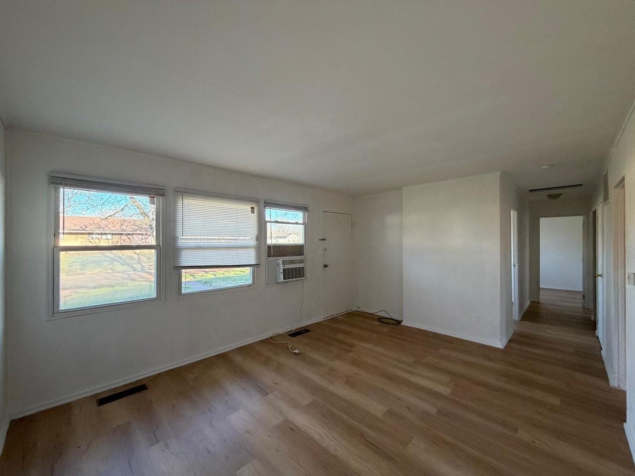 1440 Azalea Dr #1 - Photo 7 of 9