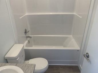 12034 41 St Nw - Photo 5 of 10