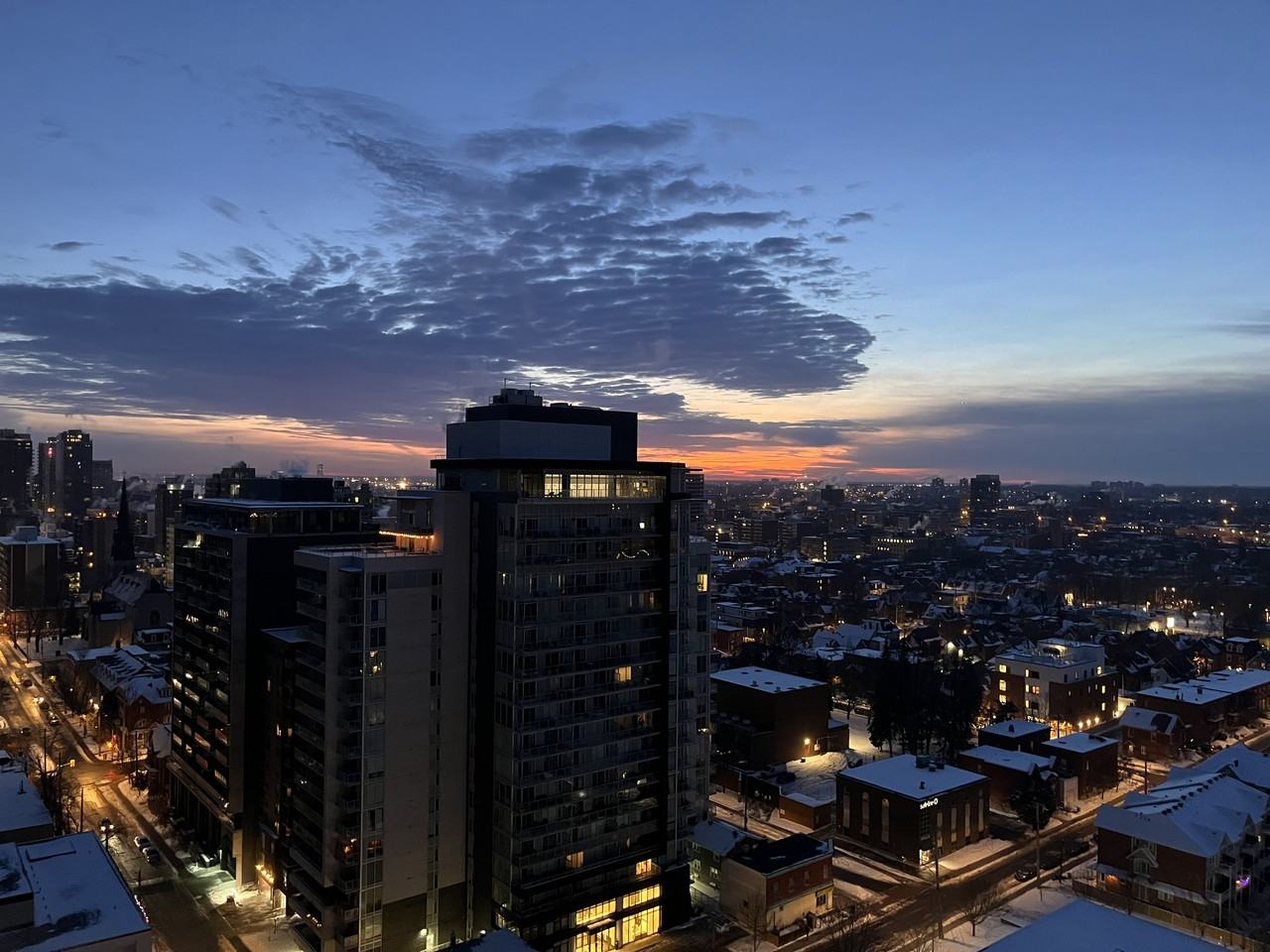 530 Laurier Avenue West #23rd Floor - Photo 4 of 15